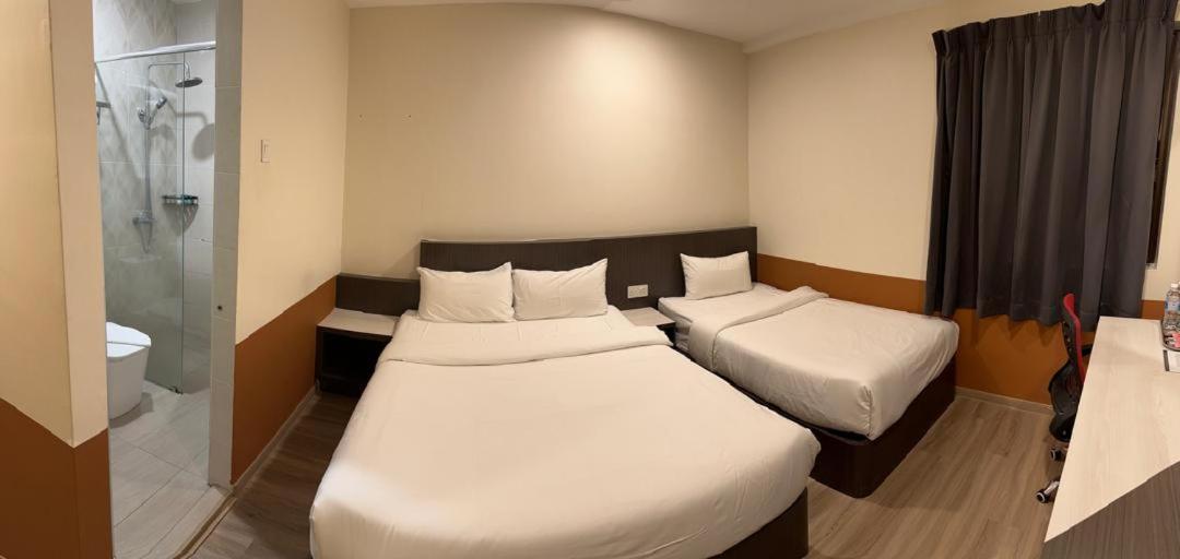 T Square Hotel Ipoh Buitenkant foto
